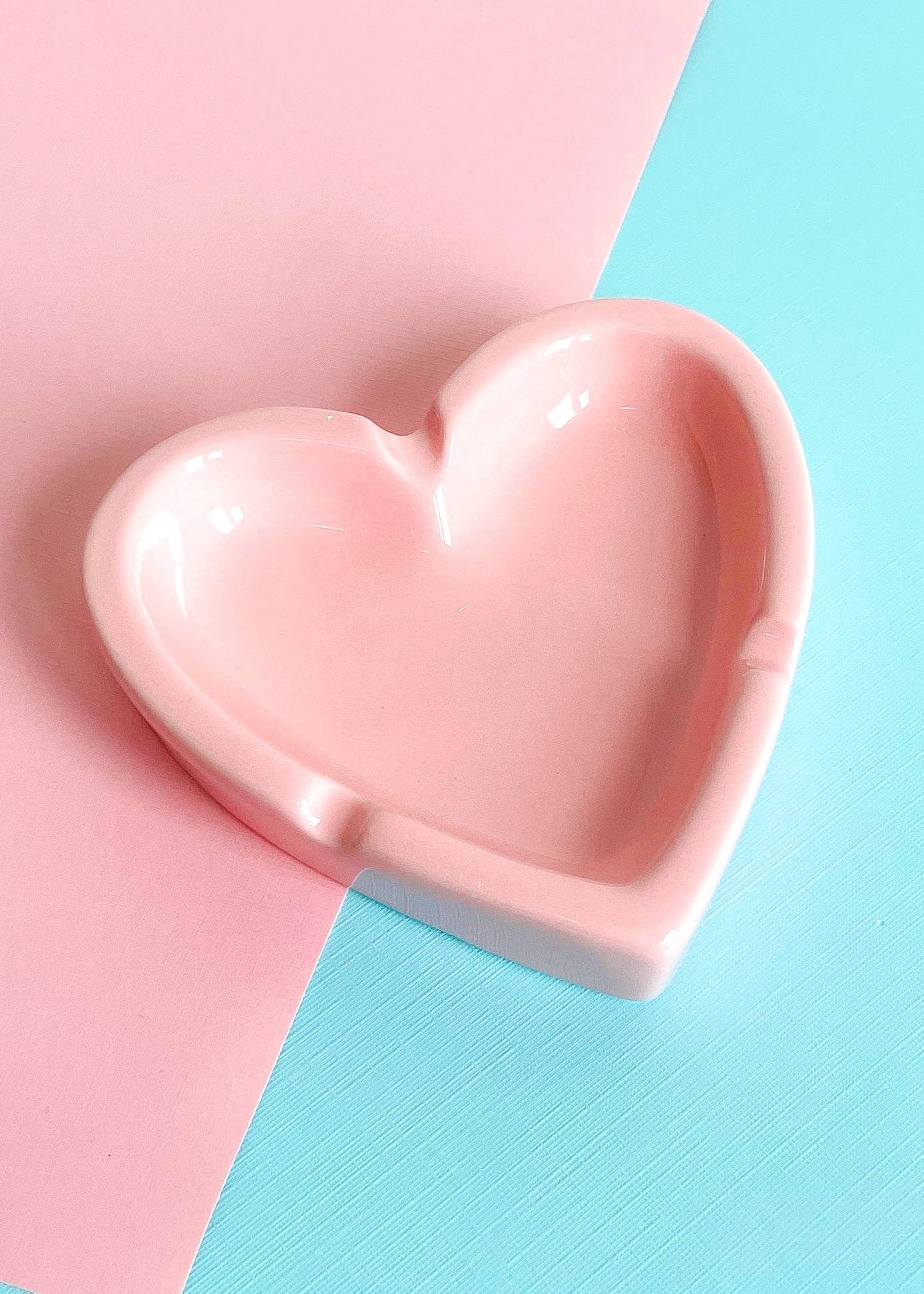 CANDY HEART ASHTRAY: LAVENDER