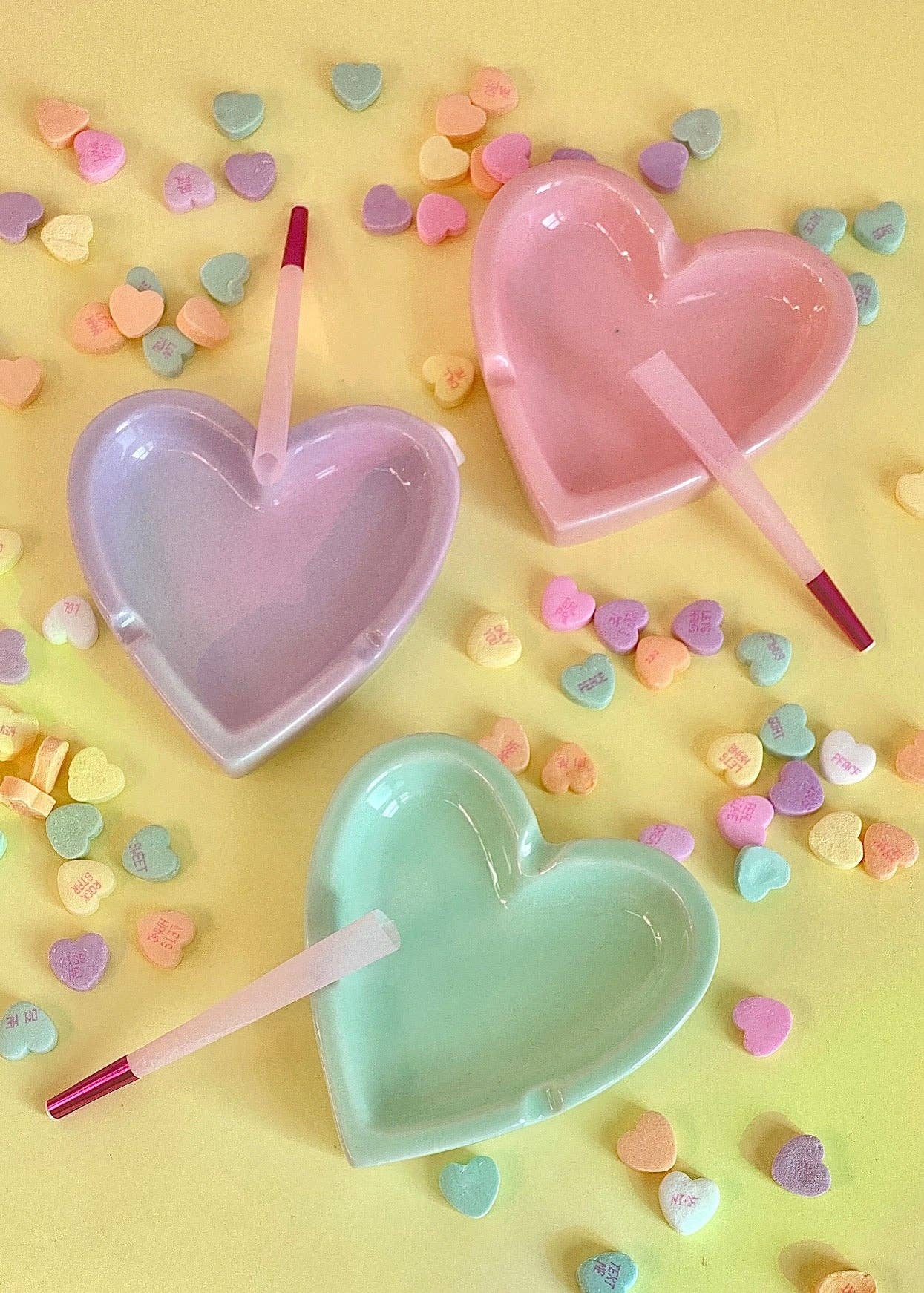 CANDY HEART ASHTRAY: LAVENDER